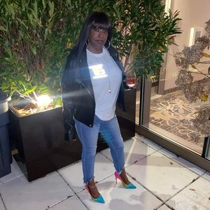 Brand new and softly worn quality items! I'm open to BUNDLES and OFFERS!!!🥰❤️🌷